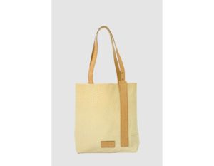 The basic Mariko white totebag